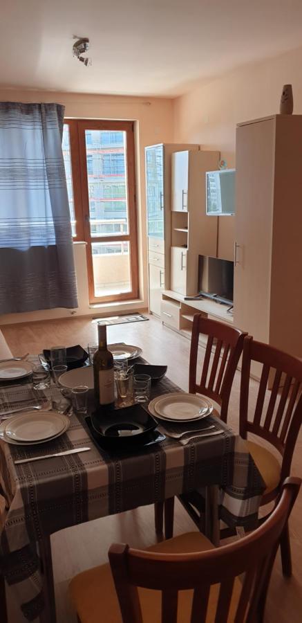 Family Holiday Apartments Breez 1 Varna Dış mekan fotoğraf